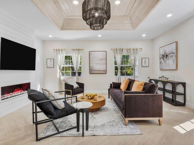 Дом в аренду по адресу 1920 Spanish Trail - фото 6773360