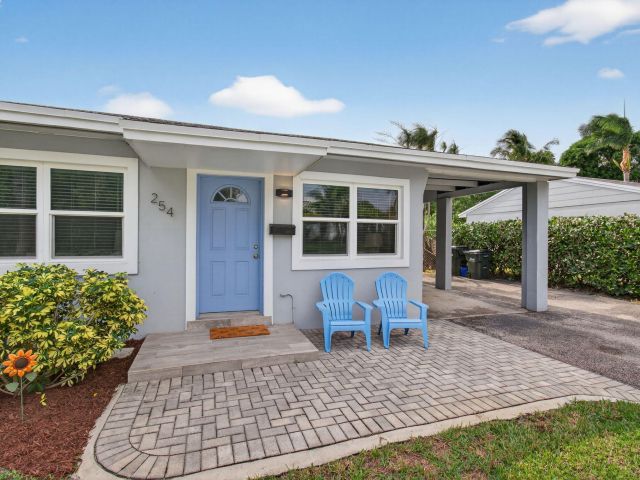 Продажа дома по адресу 254 NE 22nd Street - фото 6772408