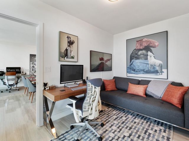 Продажа квартиры #2405 - фото 6774127