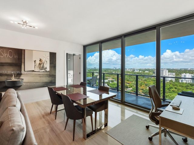 Продажа квартиры #2405 - фото 6774134