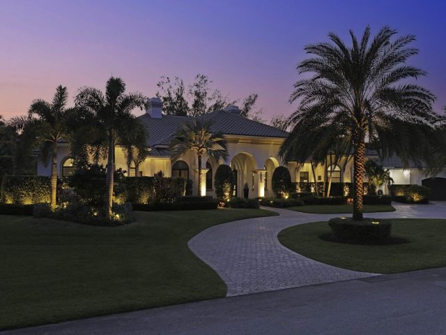 Продажа дома по адресу 15271 Tall Oak Avenue - фото 6774816