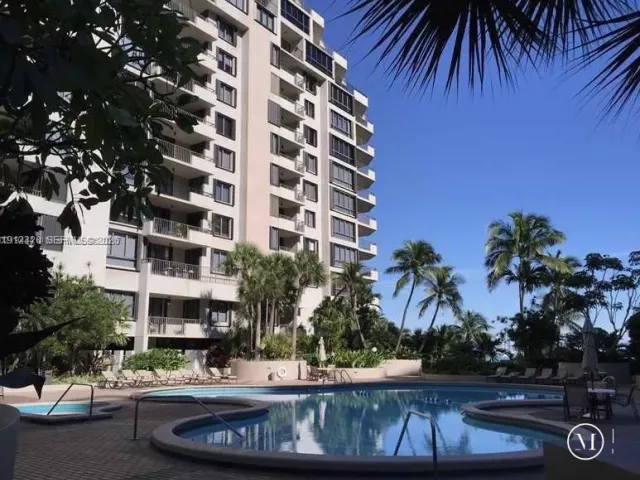 Продажа квартиры #A1615 - фото 6774687