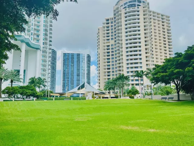 Продажа квартиры #A1615 - фото 6774689