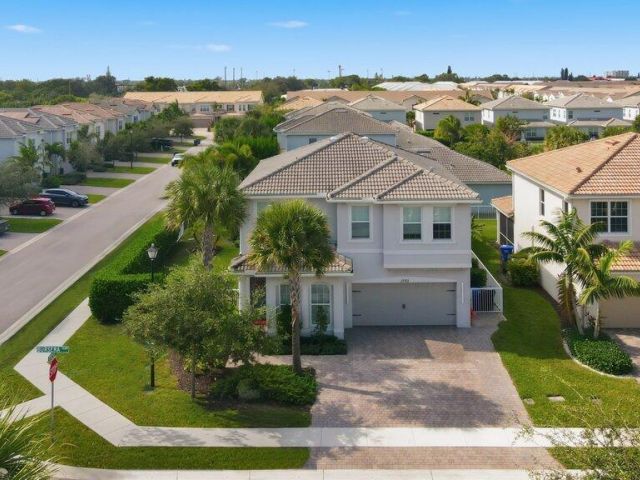 Продажа дома по адресу 1592 Bursera Terrace - фото 6775659