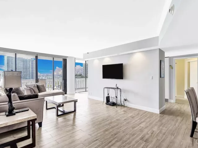 Квартира в аренду номер903 - фото 6774943