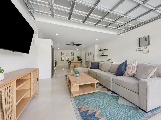 Дом в аренду по адресу 125 NW 3rd Avenue - фото 6774821