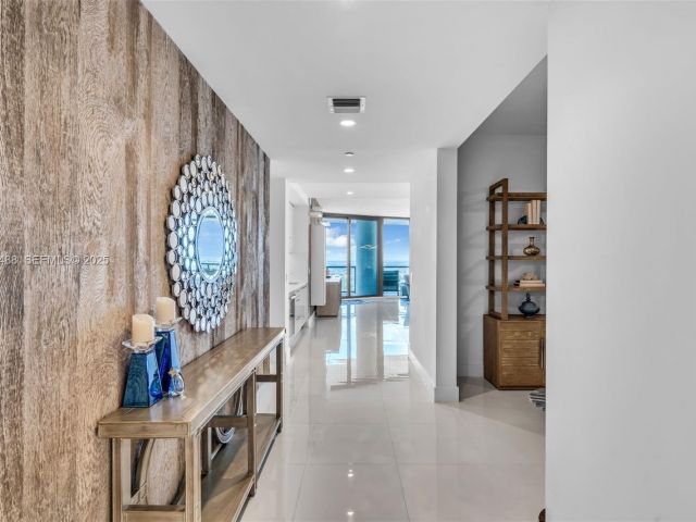 Продажа квартиры #3703 - фото 6777101