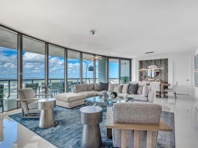 Продажа квартиры #3703 - фото 6777110