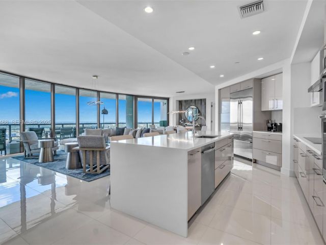 Продажа квартиры #3703 - фото 6777111