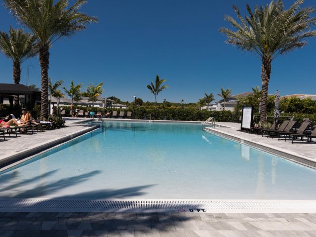 Продажа дома по адресу 8252 Crystal Downs Avenue - фото 6775349