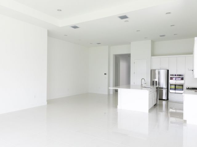 Продажа дома по адресу 8252 Crystal Downs Avenue - фото 6775359