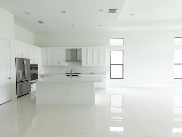 Продажа дома по адресу 8252 Crystal Downs Avenue - фото 6775360