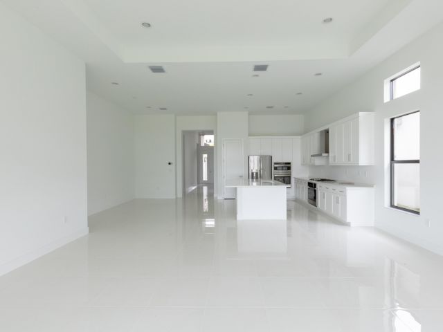 Продажа дома по адресу 8252 Crystal Downs Avenue - фото 6775363