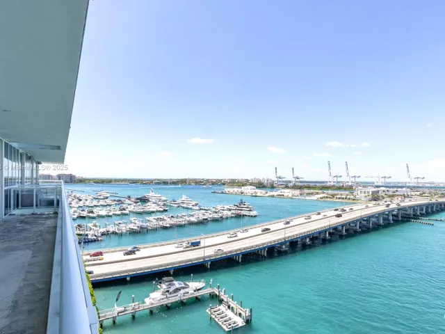 Продажа квартиры #1102 - фото 6776812