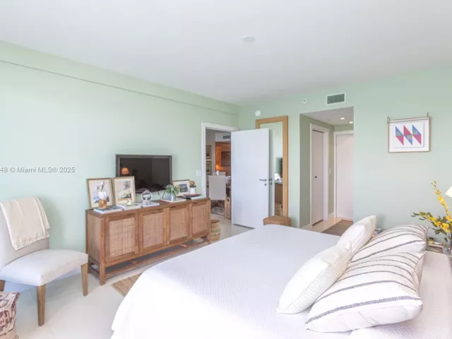 Продажа квартиры #1102 - фото 6776802