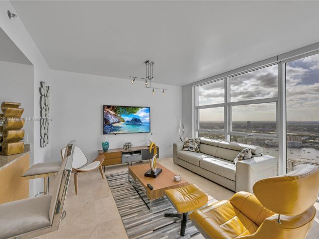 Продажа квартиры #4807 - фото 6780004