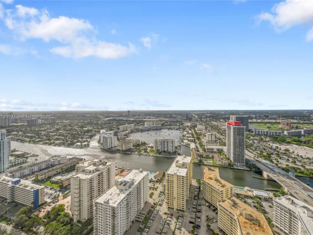 Продажа квартиры #4807 - фото 6780006