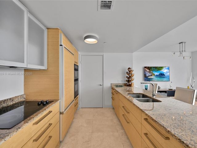 Продажа квартиры #4807 - фото 6780007