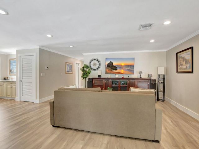 Дом в аренду по адресу 1599 Isabel Este Road - фото 6776303