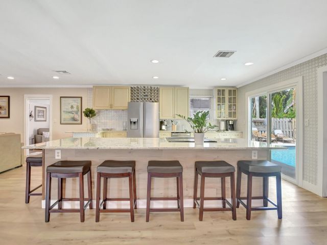 Дом в аренду по адресу 1599 Isabel Este Road - фото 6776307