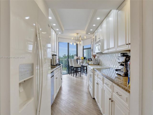 Продажа квартиры #511 - фото 6776426