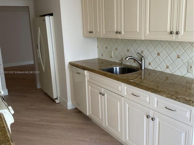 Продажа квартиры #511 - фото 6776427