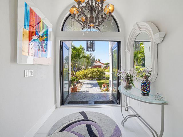 Продажа дома по адресу 11374 Boca Woods Lane - фото 6782977