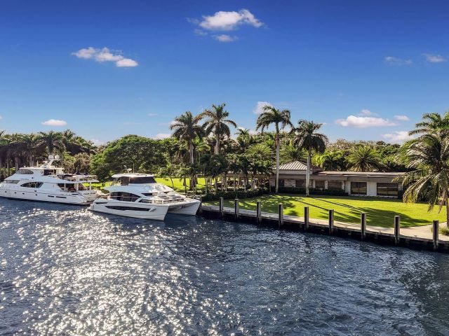 Продажа дома по адресу 1600 SW 15th Avenue - фото 6778489