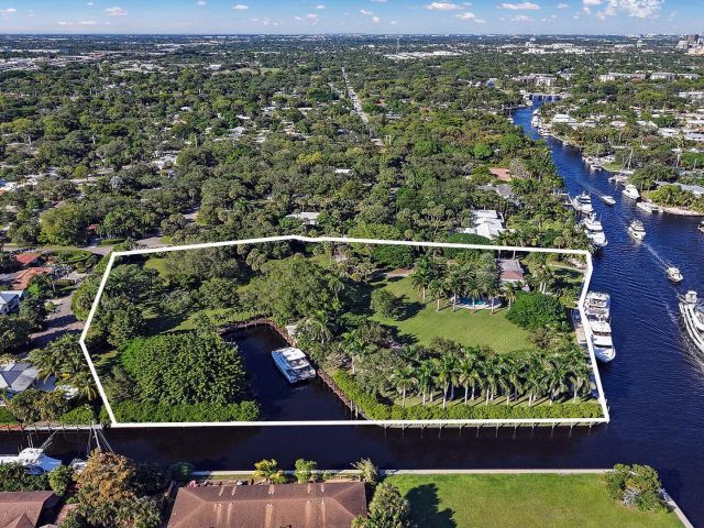 Продажа дома по адресу 1600 SW 15th Avenue - фото 6778493