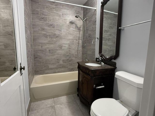 Дом в аренду по адресу 714 W Lakewood Road A - фото 6791733