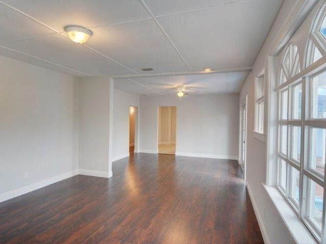 Дом в аренду по адресу 714 W Lakewood Road A - фото 6791738