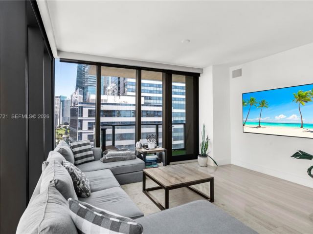 Продажа квартиры #1706 - фото 6780814