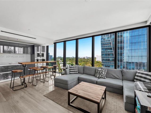 Продажа квартиры #1706 - фото 6780819