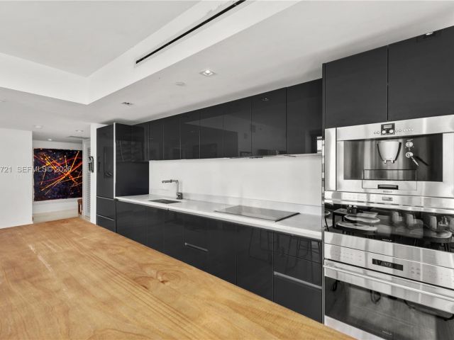 Продажа квартиры #1706 - фото 6780822