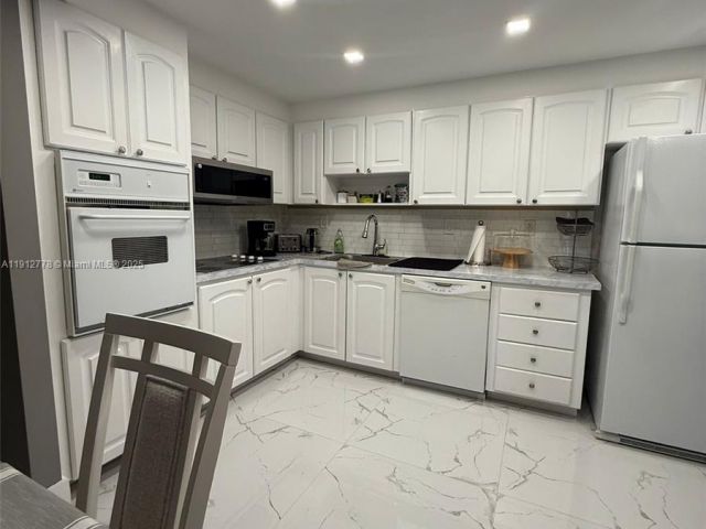 Квартира в аренду номер1209 - фото 7435003