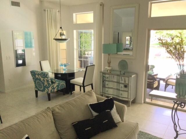 Дом в аренду по адресу 10758 Cypress Bend Drive - фото 6808788