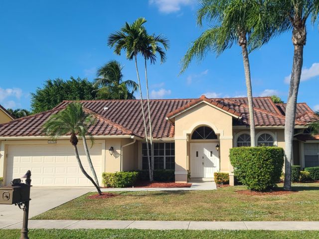 Дом в аренду по адресу 10758 Cypress Bend Drive - фото 6808793