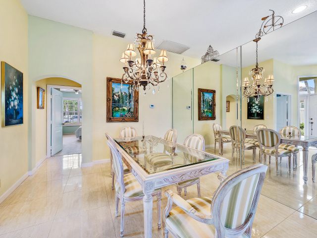 Продажа дома по адресу 8457 Quail Meadow Way - фото 6829910