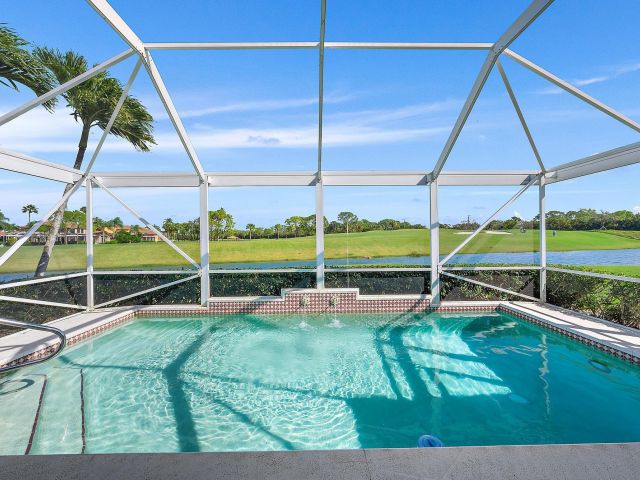 Продажа дома по адресу 8457 Quail Meadow Way - фото 6829921