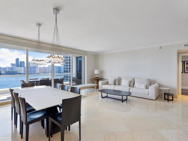 Продажа квартиры #1007 - фото 6821755