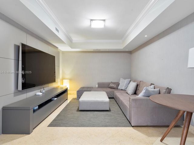 Продажа квартиры #1007 - фото 6821757