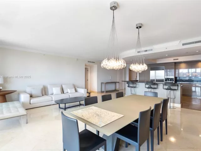 Продажа квартиры #1007 - фото 6821756