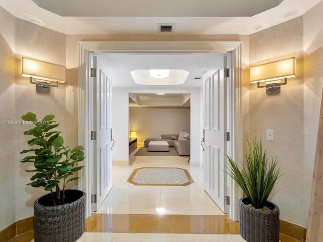 Продажа квартиры #1007 - фото 6821760