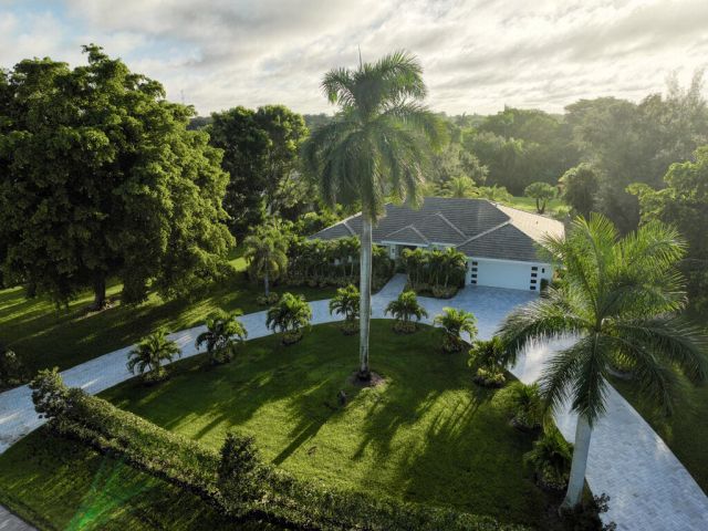 Продажа дома по адресу 15240 Tall Oak Avenue - фото 6804818