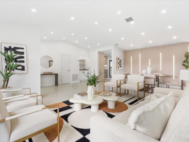 Продажа дома по адресу 21766 Beachnut Drive - фото 6781511