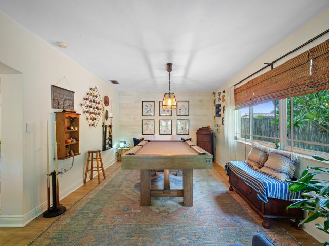 Продажа дома по адресу 10611 NW 18th Place - фото 6781689