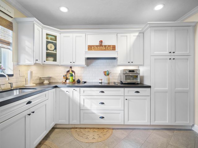 Продажа дома по адресу 10611 NW 18th Place - фото 6781692