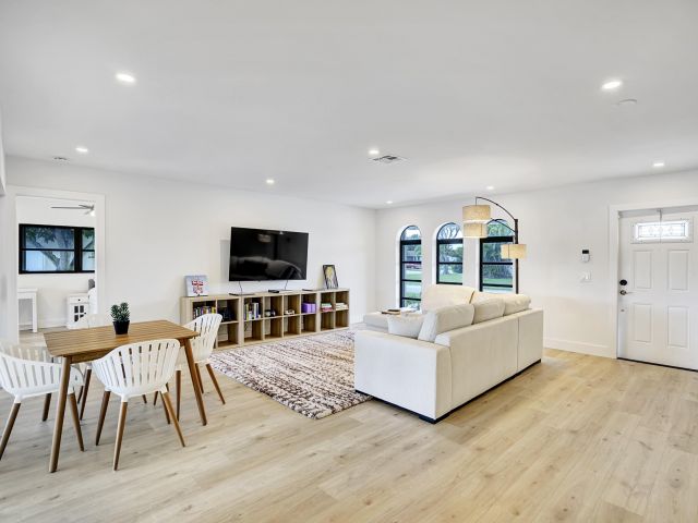 Дом в аренду по адресу 14608 Country Side Lane - фото 6798713