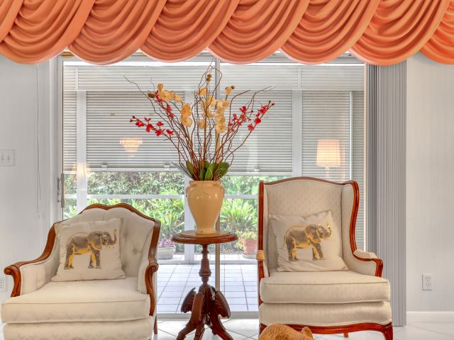 Продажа дома по адресу 712 Golf Court - фото 6803567