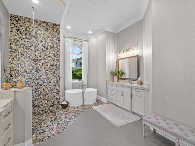 Дом в аренду по адресу 2280 Queen Palm Road - фото 6782992